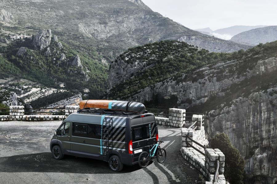  Peugeot Boxer 4x4 Concept 2019 года  (фото 16 из 27)
